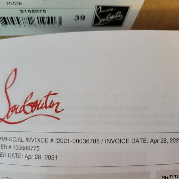 Christian Louboutin Lady Gena Patent Pumps - Picture 6 of 6